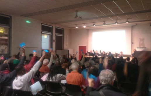 Beaucoup de #DélinquantsSolidaires à l&rsquo;AG de @apardap #Grenoble pour continuer le soutien aux #réfugiés.