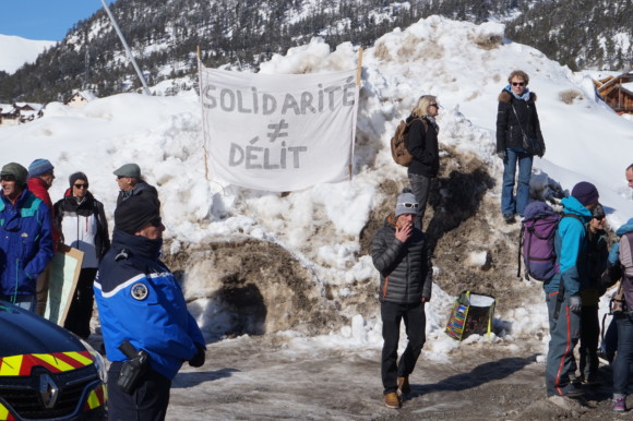 Appel à soutien & mobilisation: Relaxe pour les 3+4+2 !